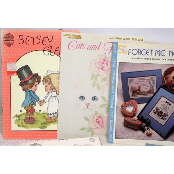 Vtg 8 Pc Counted Cross Stitch Booklet Pattern Lot Cat Flowers Angel Wedding Baby - Picture 2 of 9